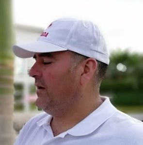 Meet your Posher, Eduardo